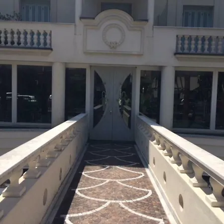 Enrico's アパート